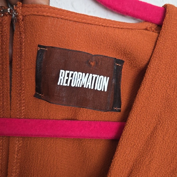 Reformation Women’s Long-Sleeve Tie-Neck A-Line Dress in Rust Size 2 - Picture 4 of 10